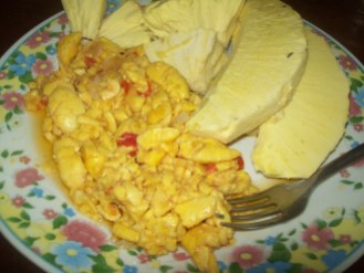 Cooked ackee and breadfruit